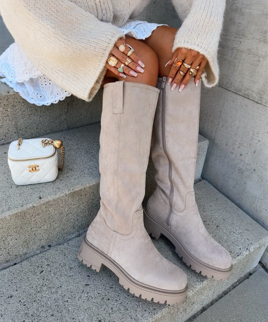 Beige Ankle Boots for Women with Cushioned Insole and Lined Interior – Stylish and Comfortable Footwear 0