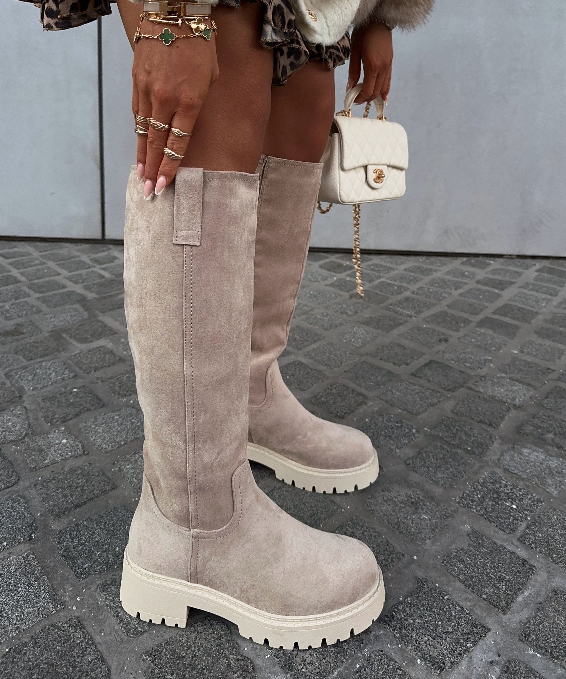 Beige Ankle Boots for Women with Cushioned Insole and Lined Interior – Stylish and Comfortable Footwear 3