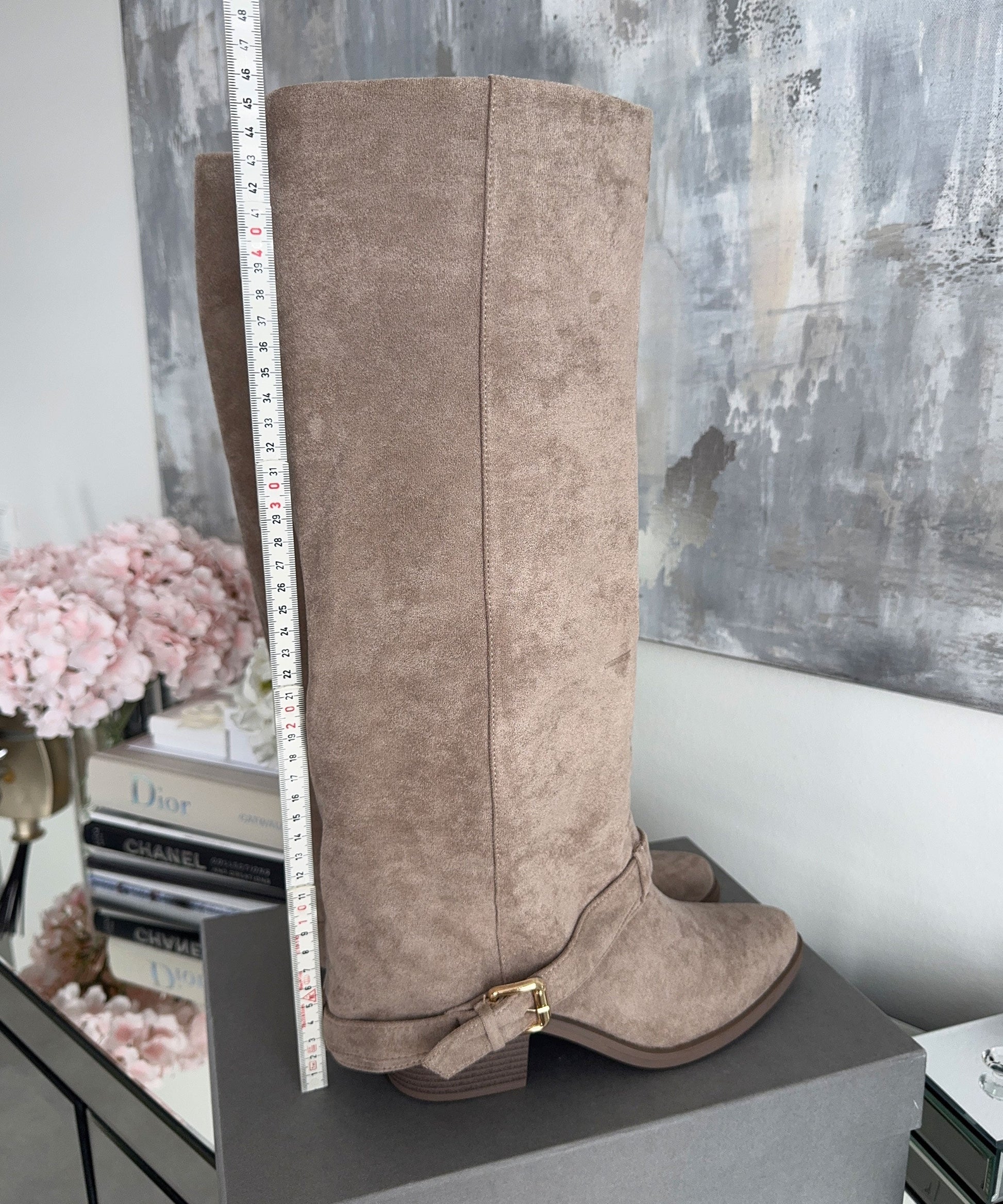 Beige Knee High Boots for Women – Comfortable and Stylish for Any Occasion 4