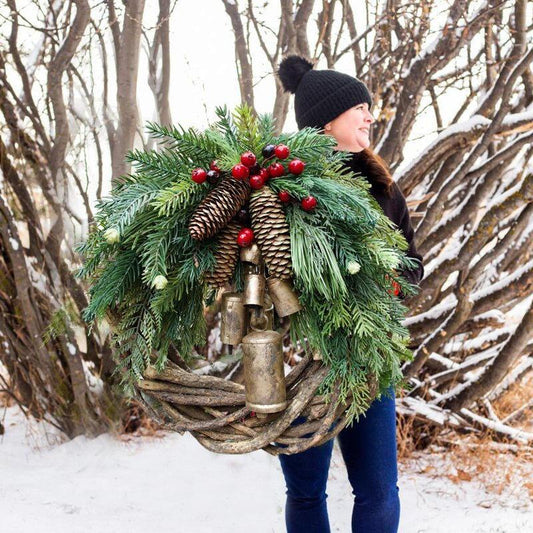 Bohemian Christmas Wreath for Front Door – 17-Inch Holiday Decor with Pinecones and Bells 0