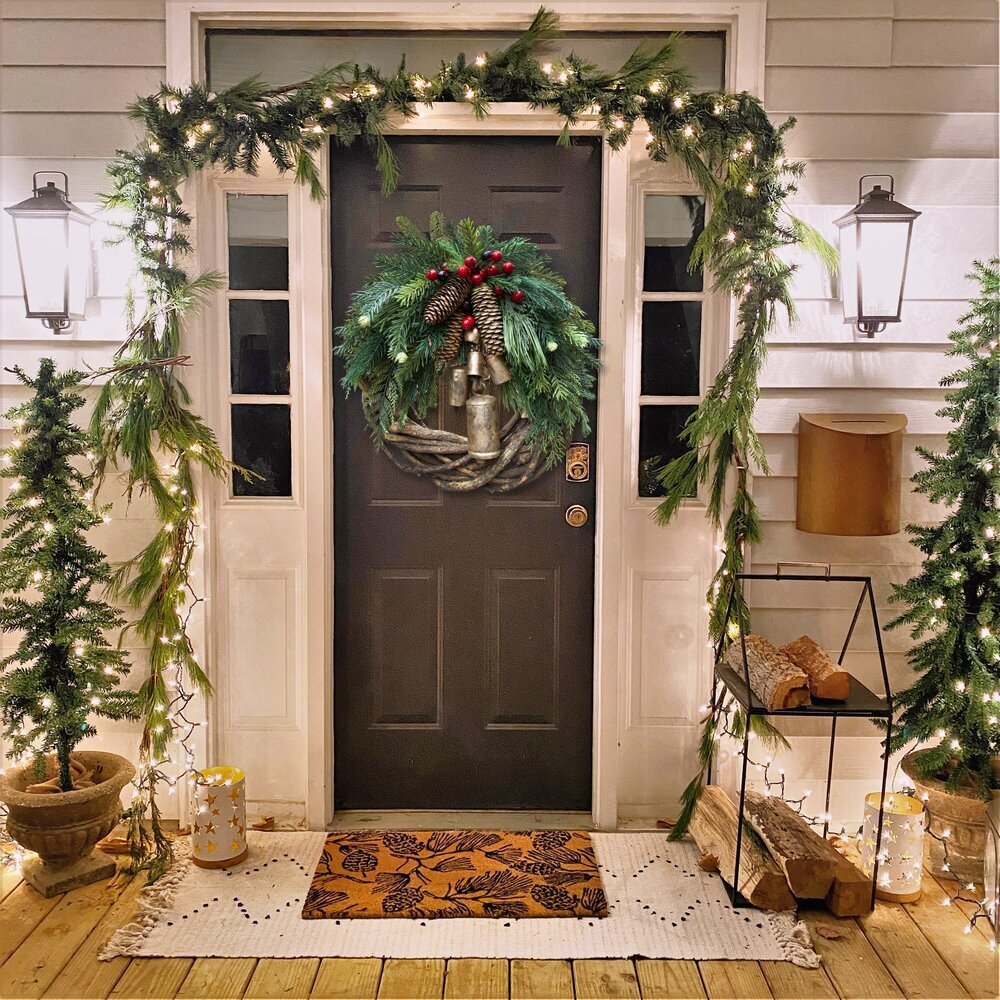 Bohemian Christmas Wreath for Front Door – 17-Inch Holiday Decor with Pinecones and Bells 1
