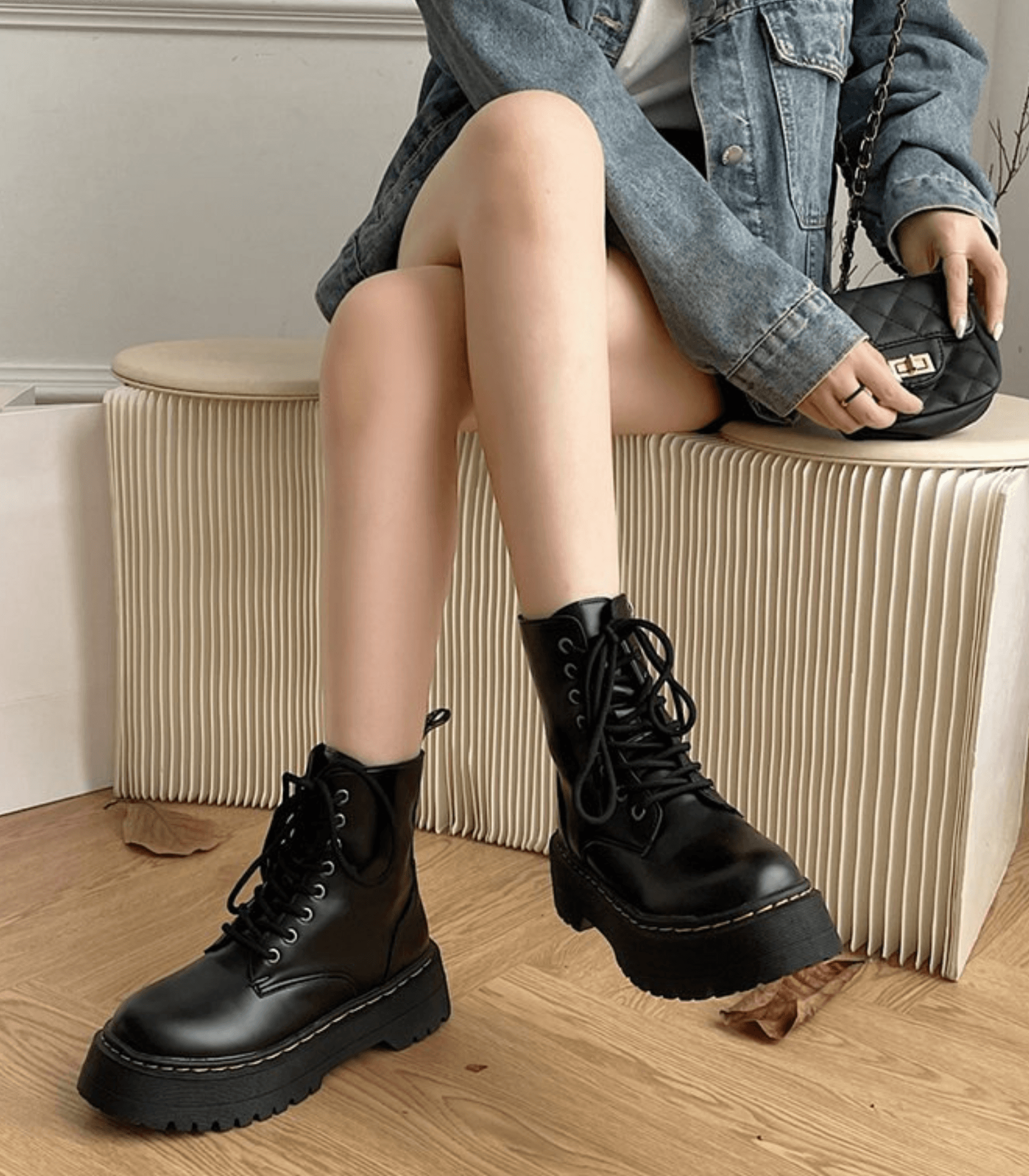 Elegant Leather Platform Boots with Chunky Sole – Stylish and Comfortable Footwear for Urban Fashion 4