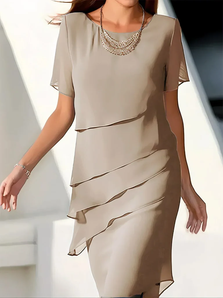 Elegant Women's Summer Dress - Fitted Figure-Shaping Design with Discreet Pockets for Casual and Formal Occasions 2