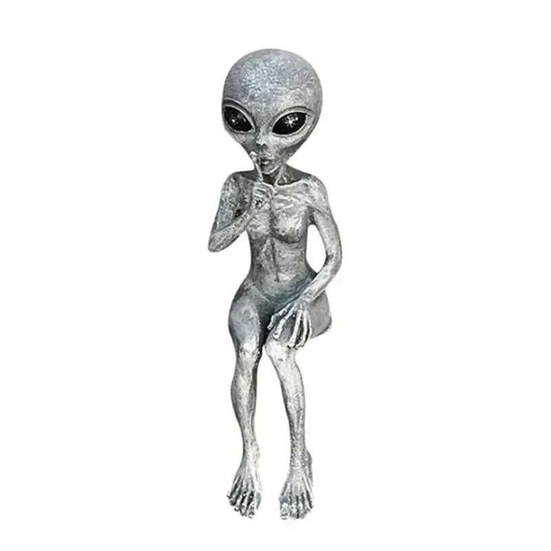 Funny Resin Alien Garden Statue – Unique Outdoor Sculpture for Garden Ornaments and Home Decor