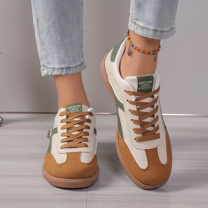 Lightweight Waterproof Hiking Shoes for Women – Comfortable Outdoor Footwear with Superior Grip 4