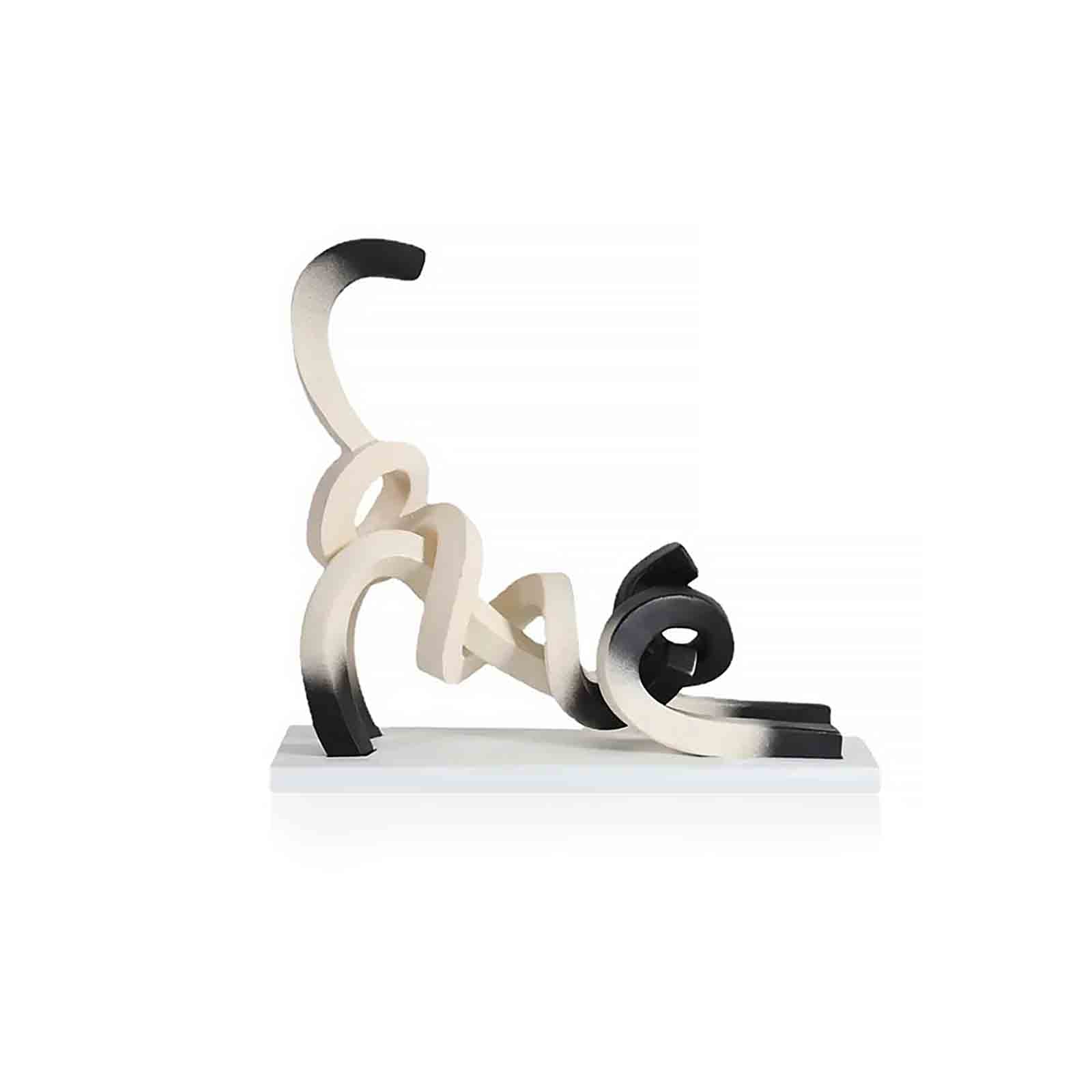 Modern Abstract Cat Sculpture – Handcrafted Resin Ornament for Home Décor 0