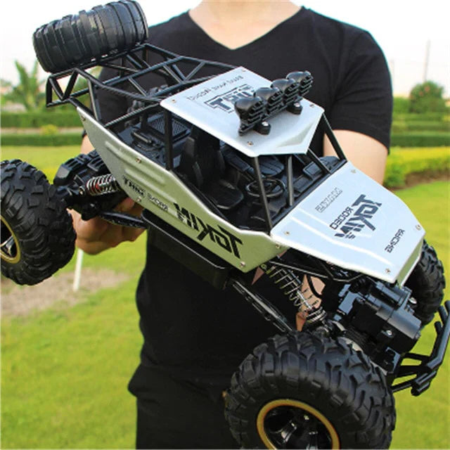 1:12 Scale 4WD Remote Control Monster Truck – Off-Road Racing Vehicle with Dual Motors and USB Charging 4