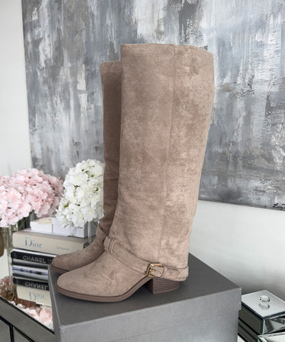 Beige Knee High Boots for Women – Comfortable and Stylish for Any Occasion 0
