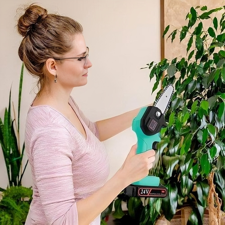 Cordless Mini Chainsaw for Garden Pruning – Lightweight, Rechargeable, and High-Performance 1