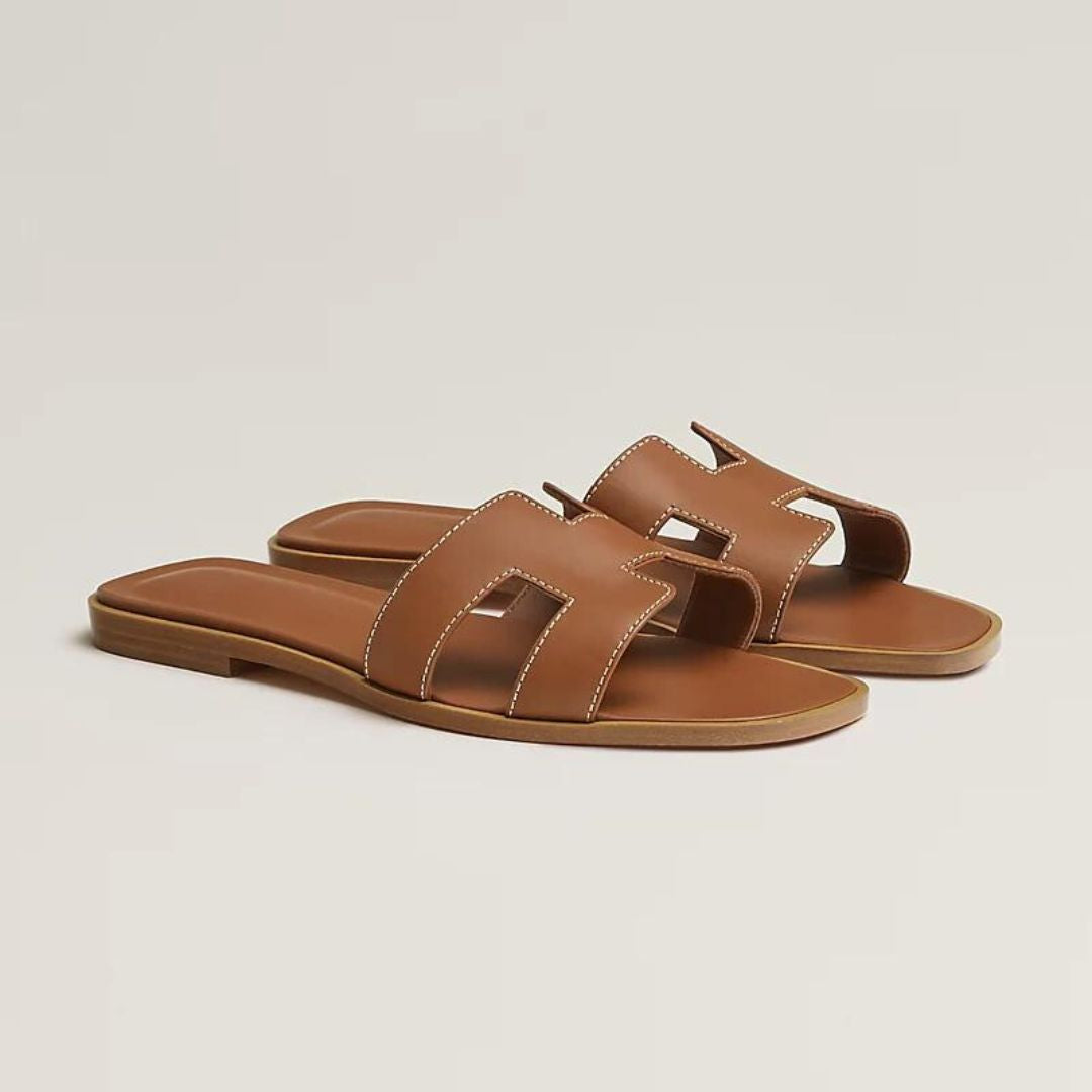 Cut-Out Strap Leather Flat Sandals – Ergonomic Comfort and Elegant Design 2