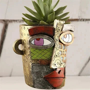 Handmade Abstract Face Flower Pot – Unique Resin Planter for Indoor and Outdoor Use 3