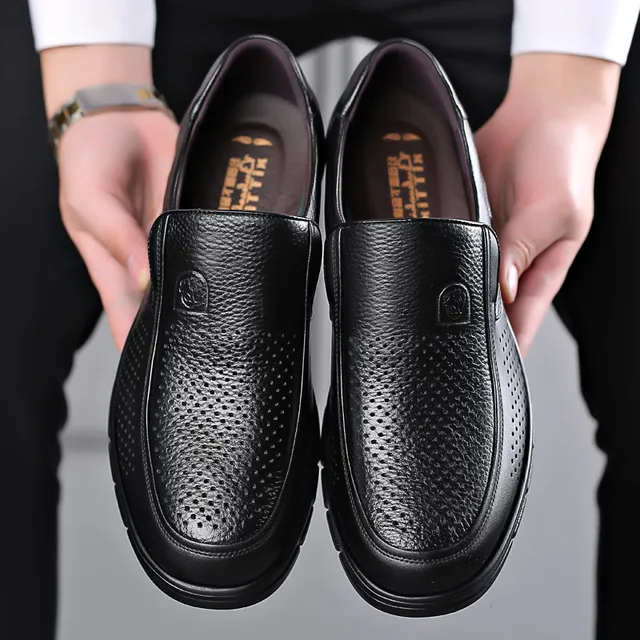 Men's Genuine Leather Slip-On Casual Shoes – Breathable Loafers for Outdoor Activities and Everyday Wear 3