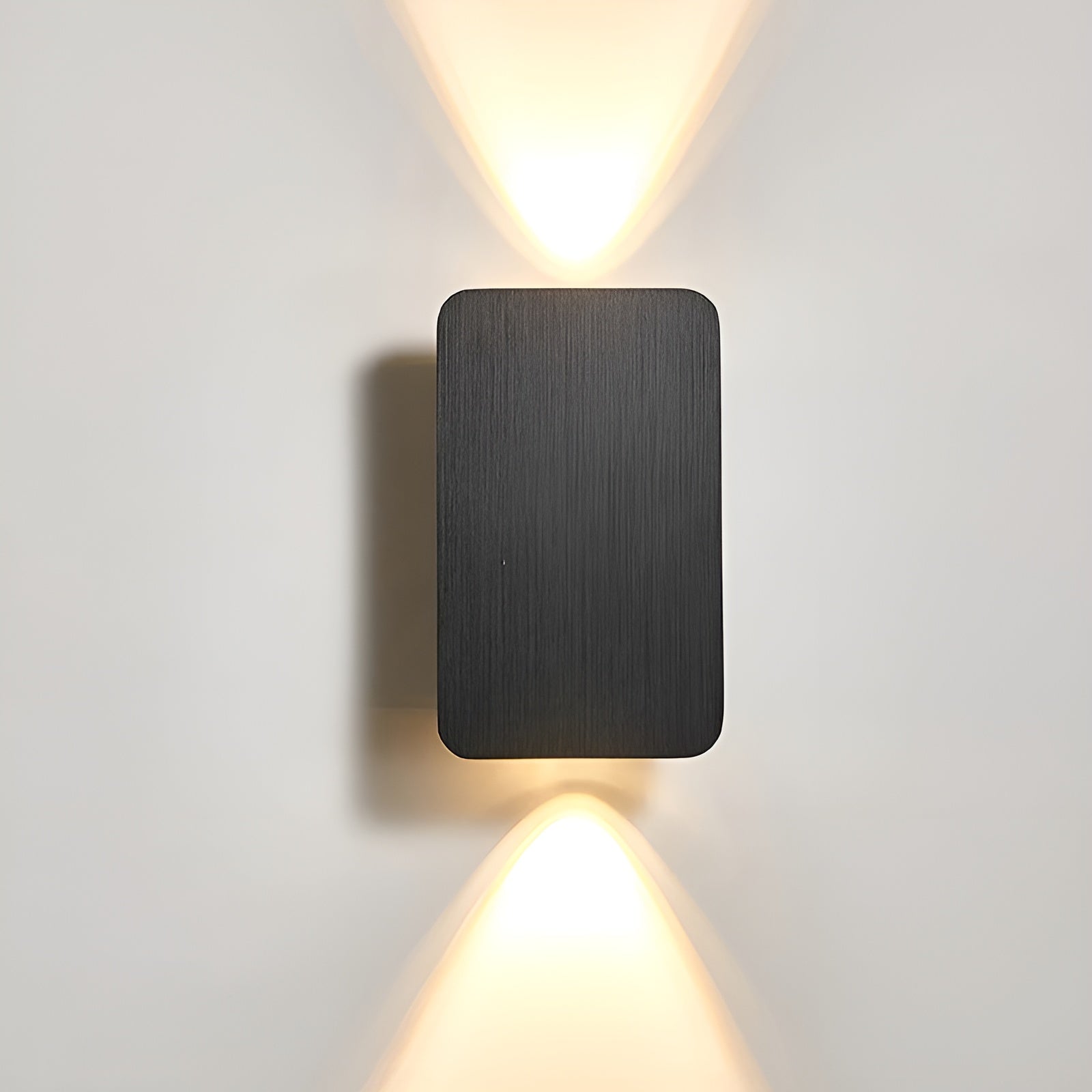Minimalist LED Wall Light – Energy Efficient Lighting for Modern Living Spaces 0