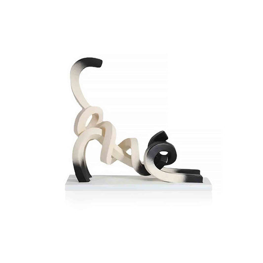 Modern Abstract Cat Sculpture – Handcrafted Resin Ornament for Home Décor 0