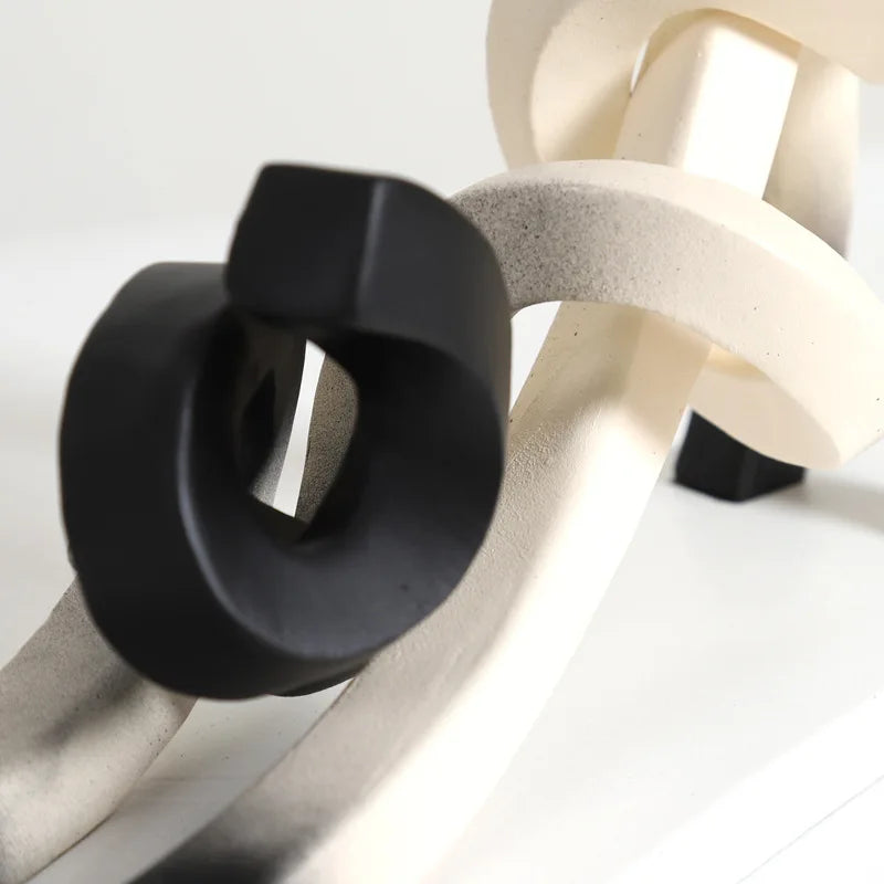 Modern Abstract Cat Sculpture – Handcrafted Resin Ornament for Home Décor 2