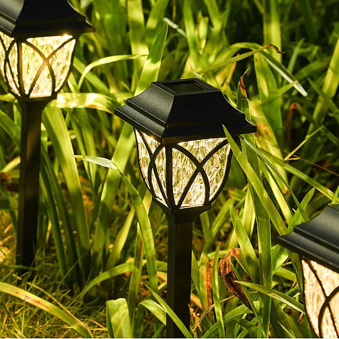Solar LED Garden Path Lights – Automatic Waterproof Outdoor Lights for Garden and Pathway Illumination 2