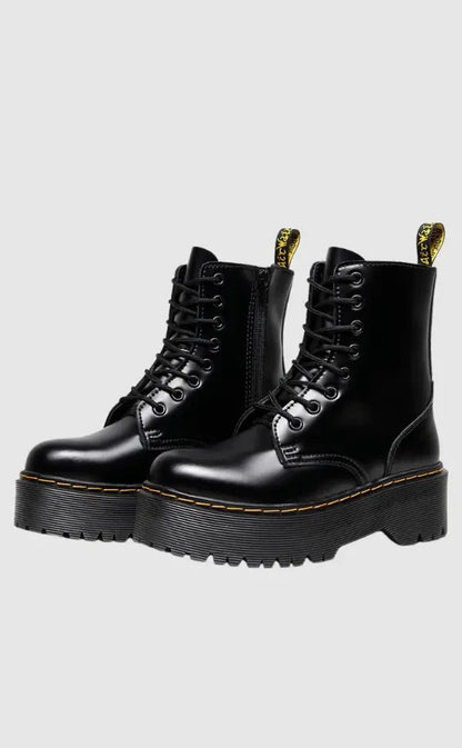 Stylish Leather Platform Boots with Chunky Sole – Urban Footwear for Streetwear and Grunge 2