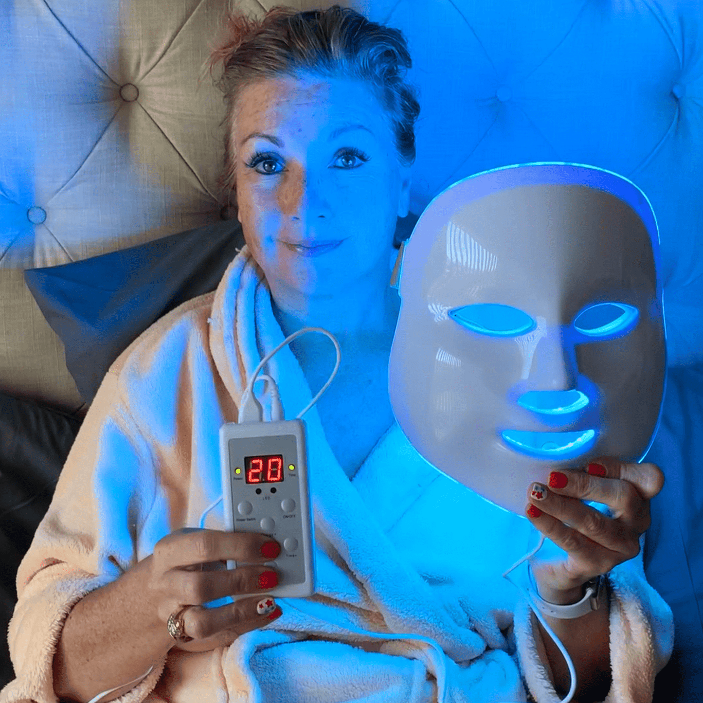 TRUZENIC Skin Rejuvenation LED Photon Face Mask