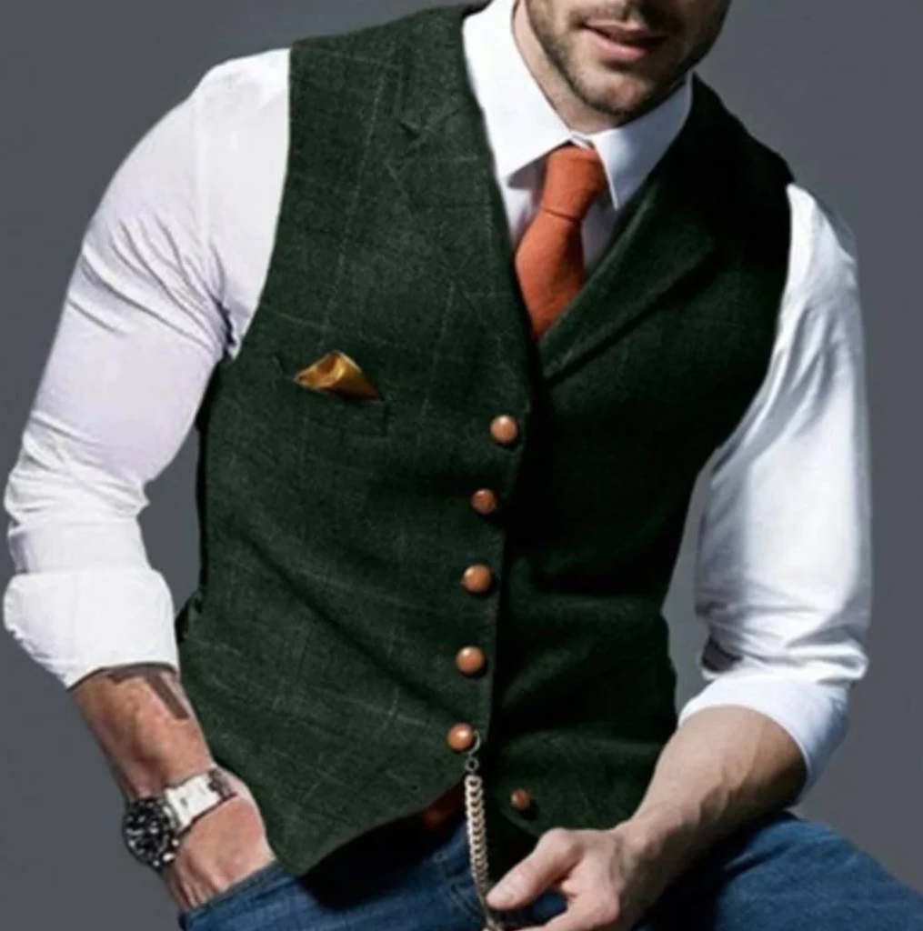 Vintage Mens Waistcoat in Luxurious Fabric – Timeless Classic Style for Formal and Casual Occasions 4